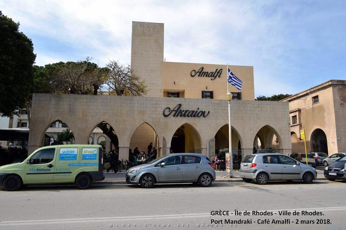 044- Rhodes ville et port d'honneur.JPG